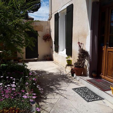 L'Oustau Villa Beauvoisin  ภายนอก รูปภาพ
