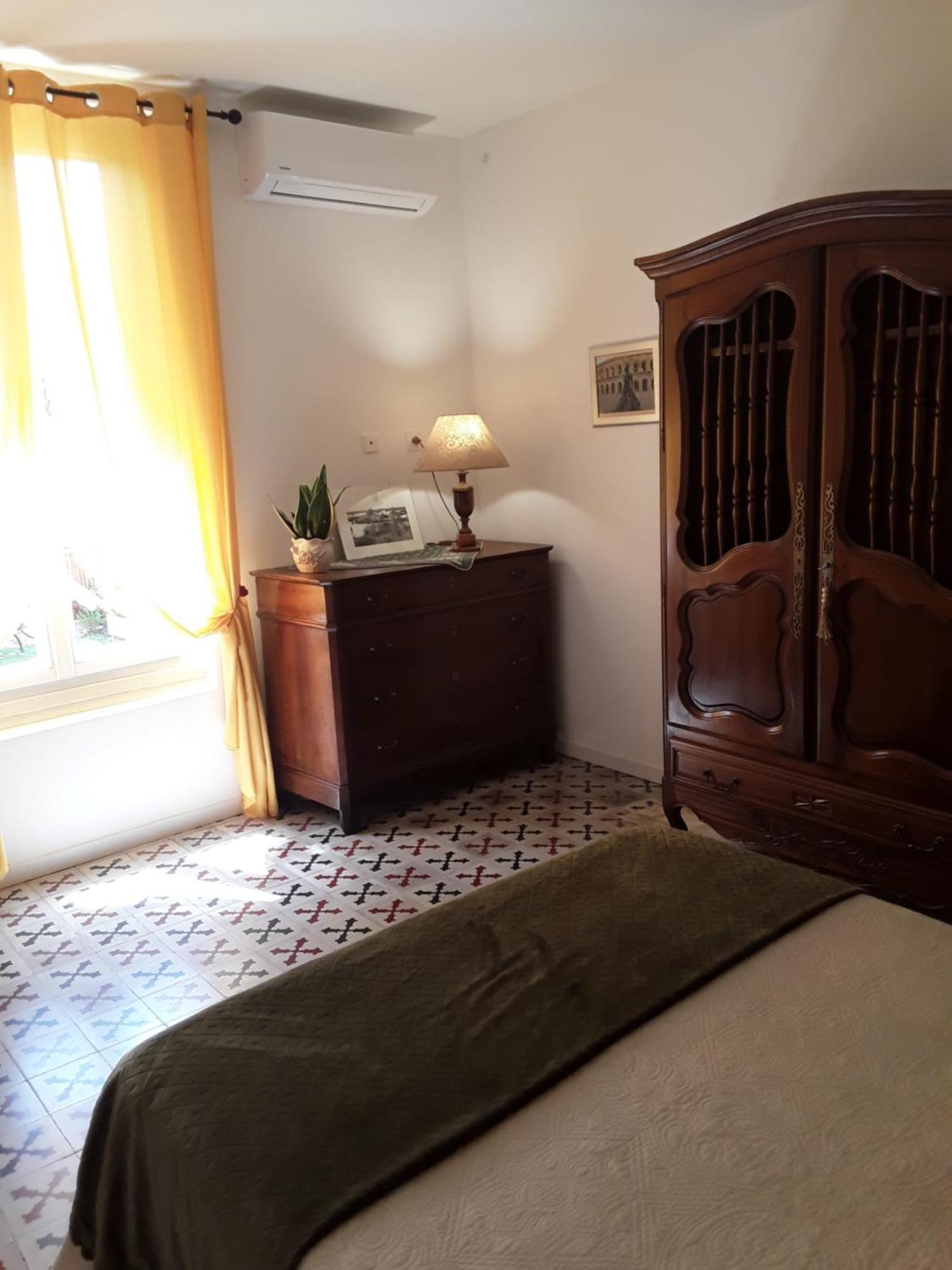 L'Oustau Villa Beauvoisin  ภายนอก รูปภาพ